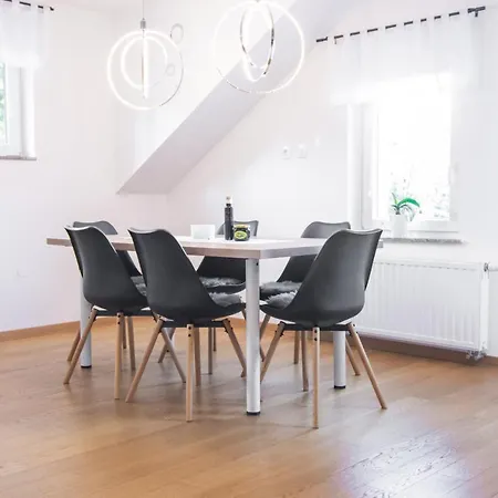 Apartma Tia Apartment