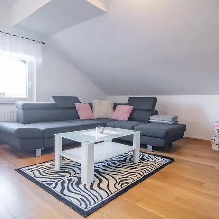 Apartment Apartma Tia