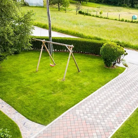 شقة Apartma Tia Zreče